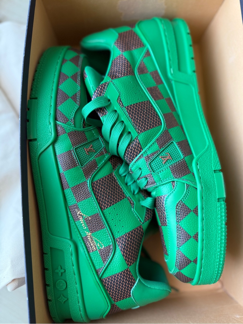 Louis Vuitton Green and Brown Checkerboard Low-Top Sneaker - Picture 5 of 11